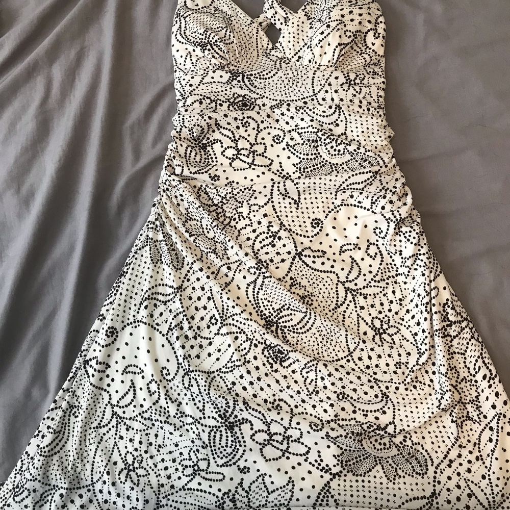 White w/ brown floral pattern mini dress